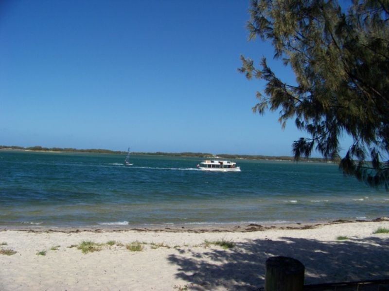 4  Coronation  Ave, Caloundra QLD 4551