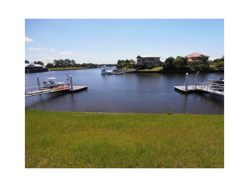 28 Harbourlights Way, Pelican Waters QLD 4551