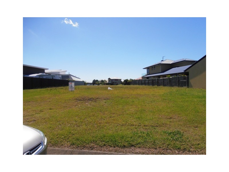 28 Harbourlights Way, Pelican Waters QLD 4551