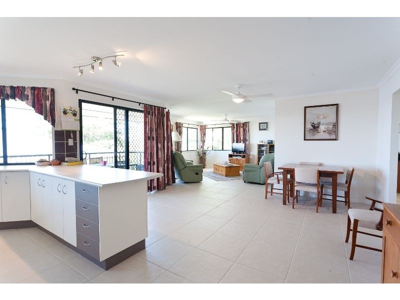 24 Grey Gum Drv, Caloundra QLD 4551