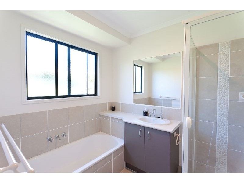 24 Grey Gum Drv, Caloundra QLD 4551