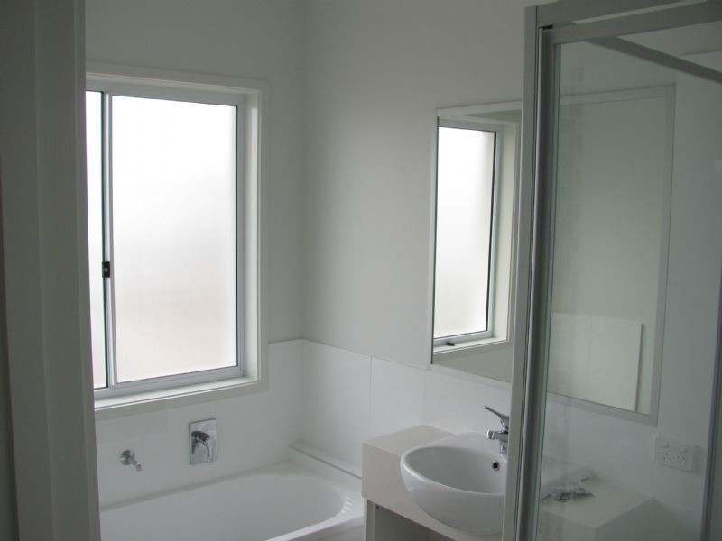 25 Riverstone Cr, Little Mountain QLD 4551