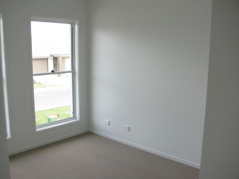 25 Riverstone Cr, Little Mountain QLD 4551