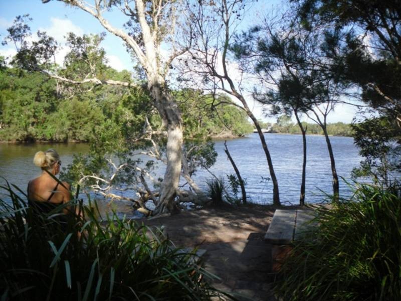 8 AZALEA PLACE, Caloundra QLD 4551