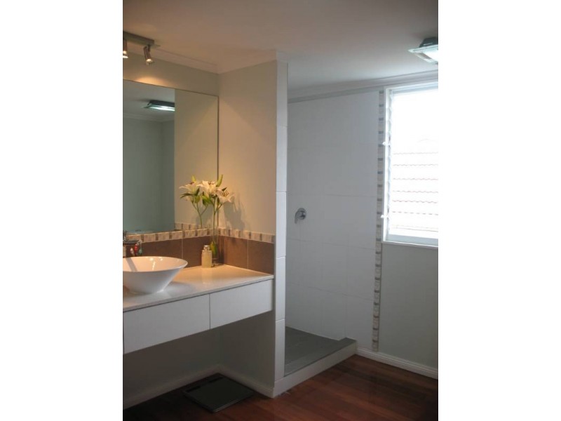 26 Taylor Ave, Golden Beach QLD 4551