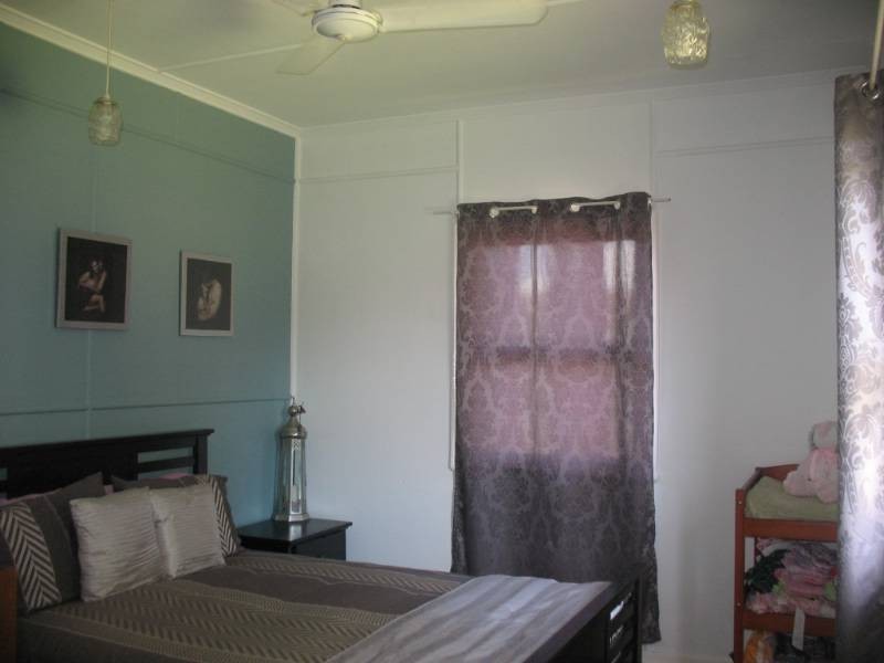 26 Taylor Ave, Golden Beach QLD 4551