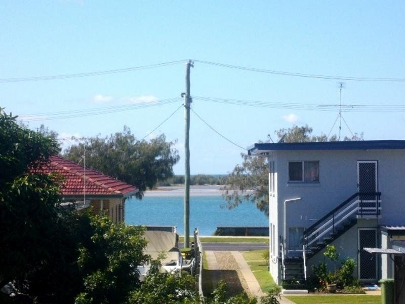 39 Kennedy Pde, Golden Beach QLD 4551
