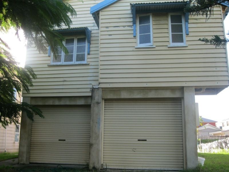 39 Kennedy Pde, Golden Beach QLD 4551