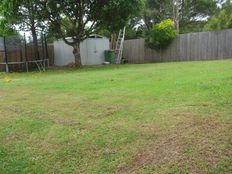 1 Justin Ct, Moffat Beach QLD 4551