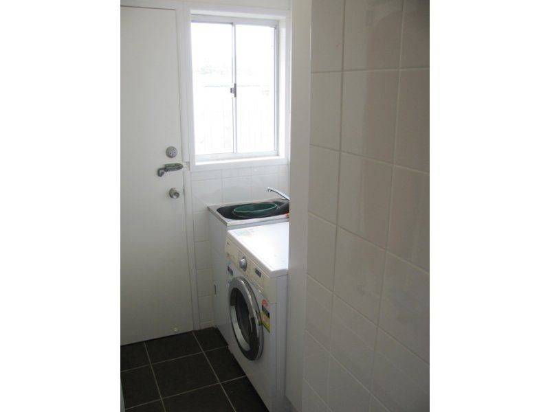 1 Justin Ct, Moffat Beach QLD 4551