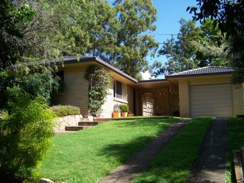 4 BUSHLARK, Caloundra QLD 4551