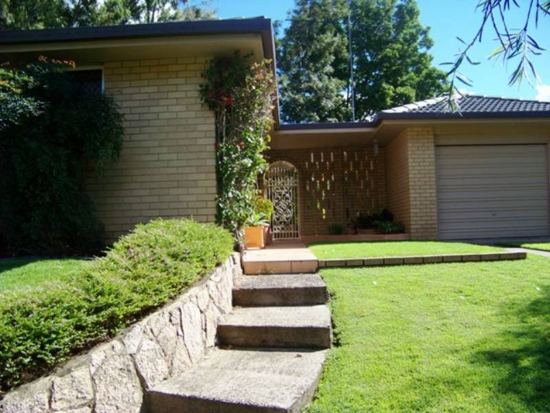 4 BUSHLARK, Caloundra QLD 4551