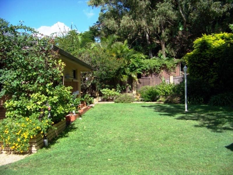 4 BUSHLARK, Caloundra QLD 4551