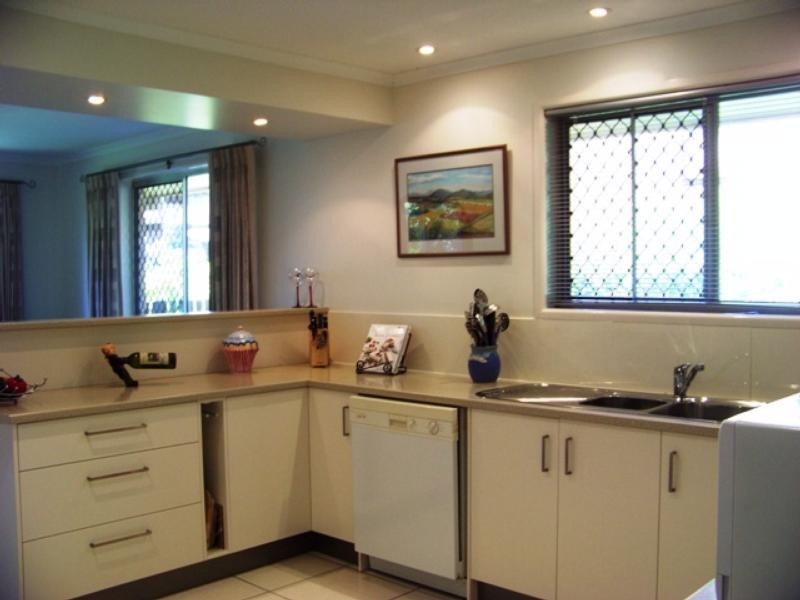 4 BUSHLARK, Caloundra QLD 4551