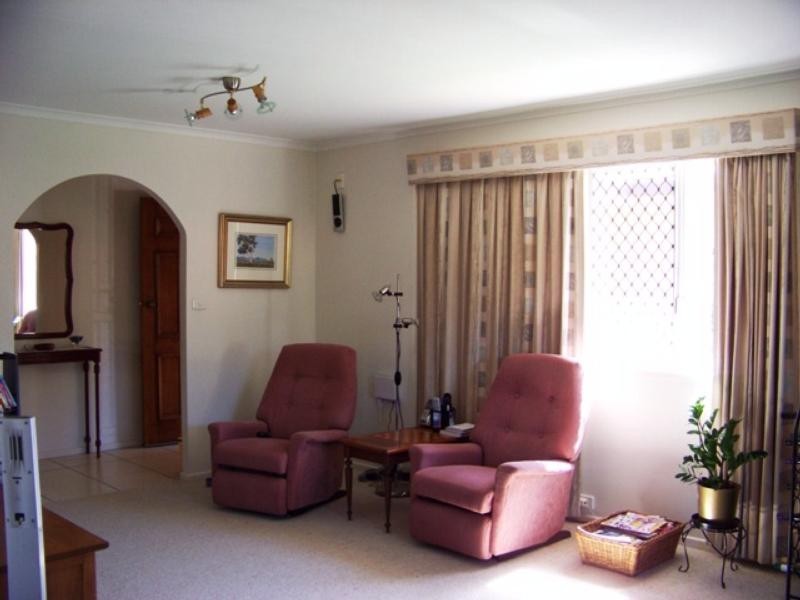 4 BUSHLARK, Caloundra QLD 4551