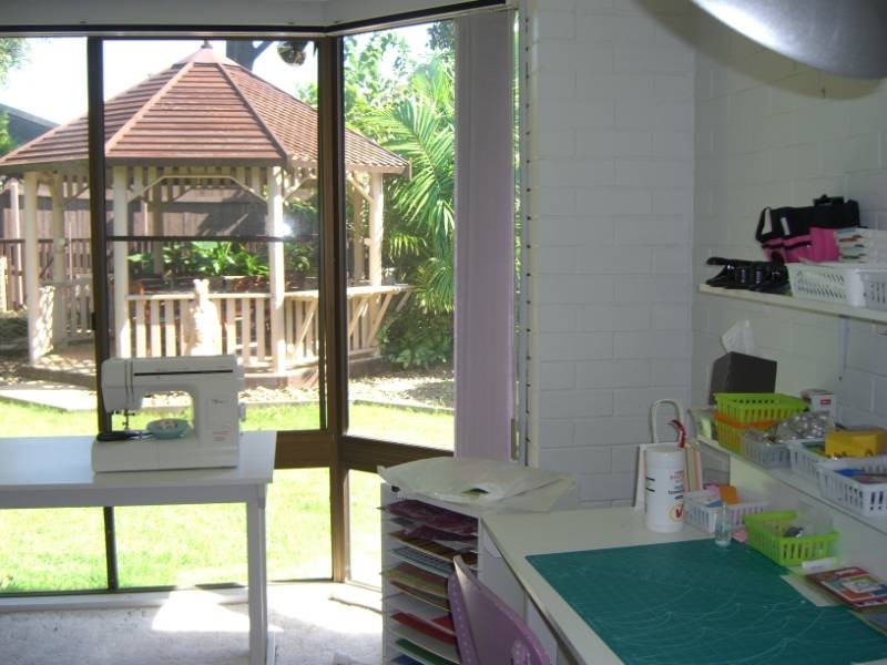 4 BUSHLARK, Caloundra QLD 4551