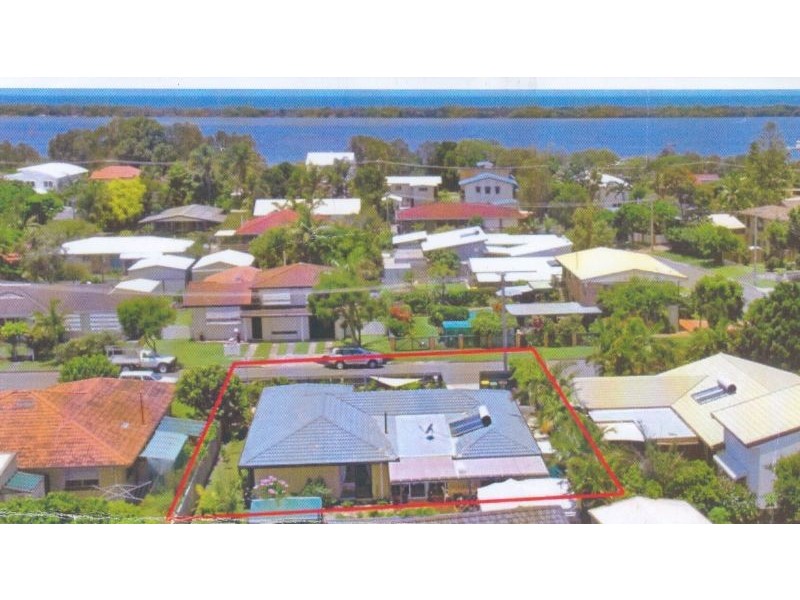 29 Montgomery Cres, Golden Beach QLD 4551