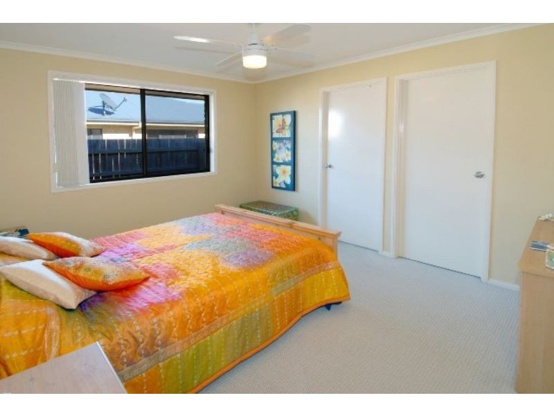 8 LIMERICK STREET, Caloundra QLD 4551