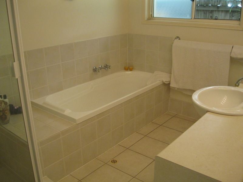 16 Bauhinia Ct, Currimundi QLD 4551