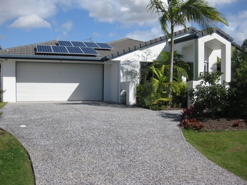 2 Dunbrody St, Caloundra West QLD 4551