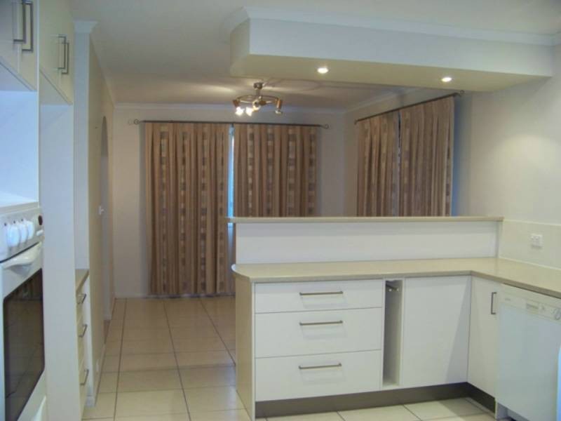 4 BUSHLARK, Aroona QLD 4551