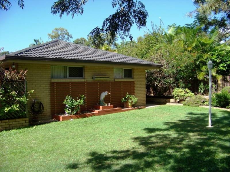 4 BUSHLARK, Aroona QLD 4551