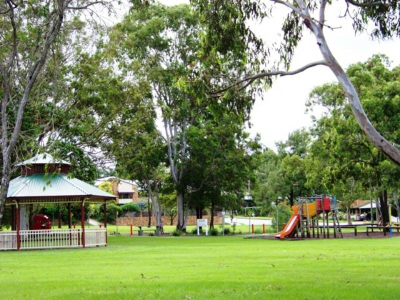 4 BUSHLARK, Aroona QLD 4551