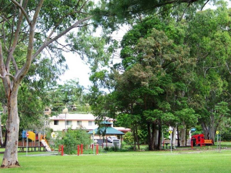 4 BUSHLARK, Aroona QLD 4551