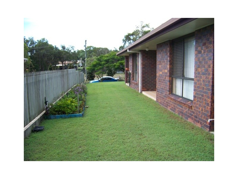 10 ROSLIN ST, Moffat Beach QLD 4551