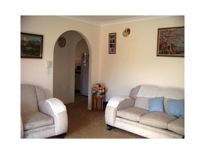 10 ROSLIN ST, Moffat Beach QLD 4551