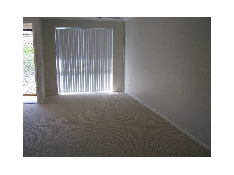 6 SAMSON, Caloundra West QLD 4551