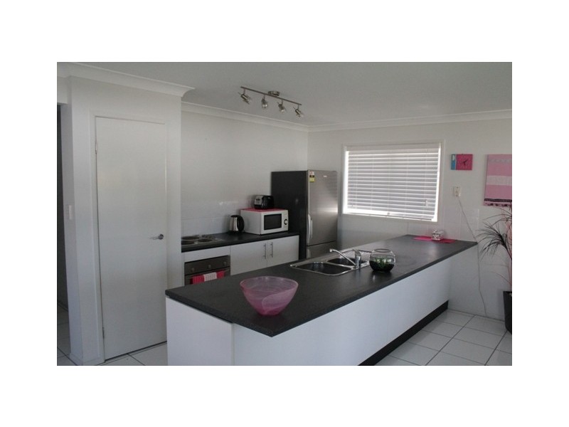 16 WHITE CEDAR DRIVE, Meridan Plains QLD 4551