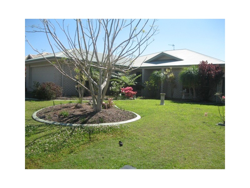 12 Clunie St, Caloundra West QLD 4551