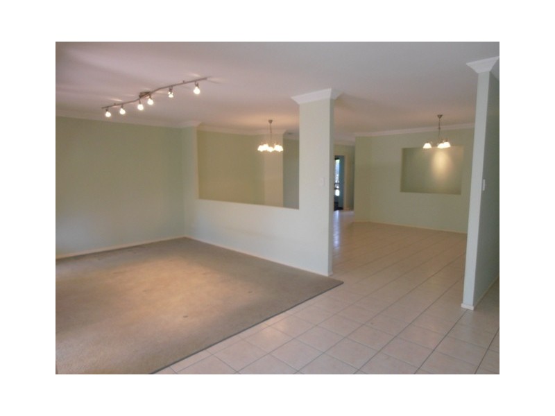 12 Clunie St, Caloundra West QLD 4551