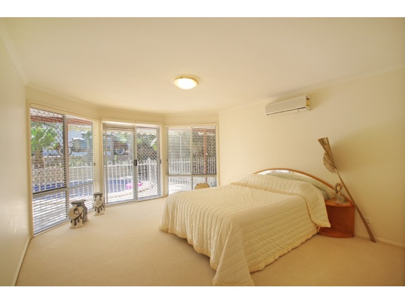 6 HEATH COURT, Little Mountain QLD 4551