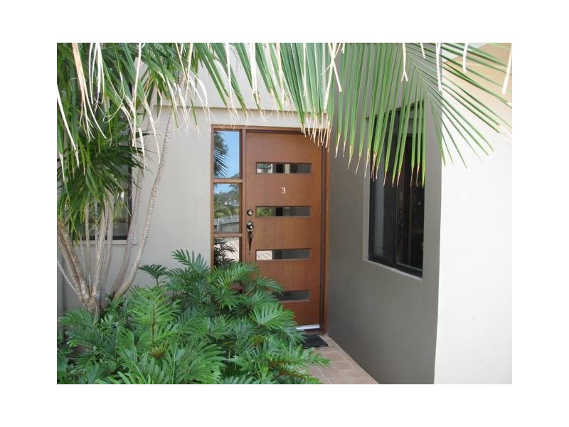 3-2 ROSEWOOD DRIVE, Caloundra West QLD 4551