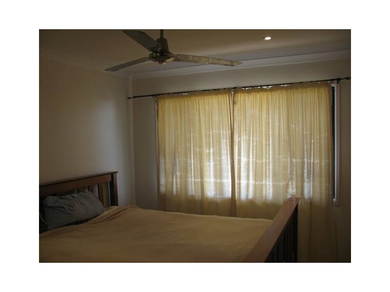 3-2 ROSEWOOD DRIVE, Caloundra West QLD 4551