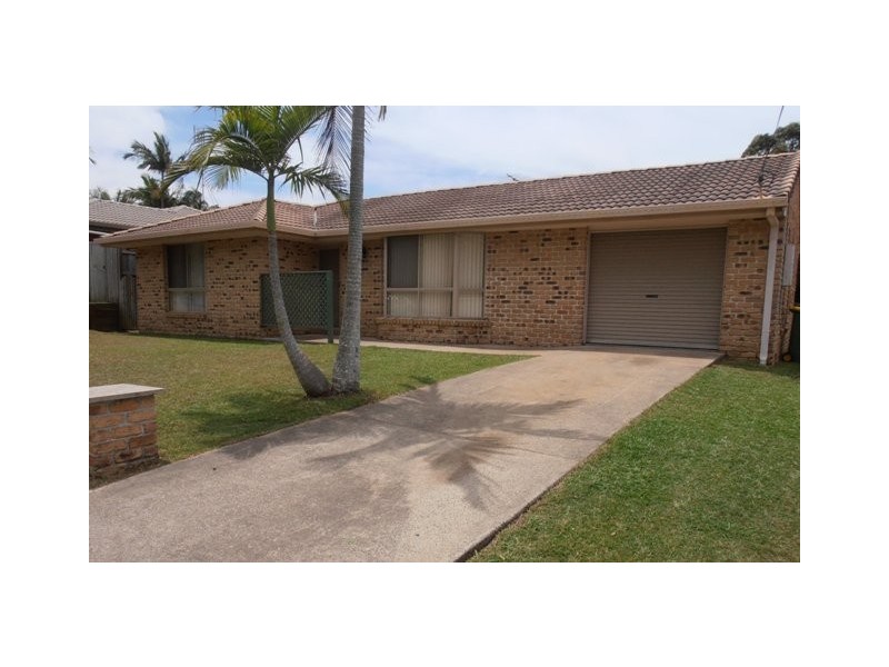 119 COOROORA STREET, Battery Hill QLD 4551