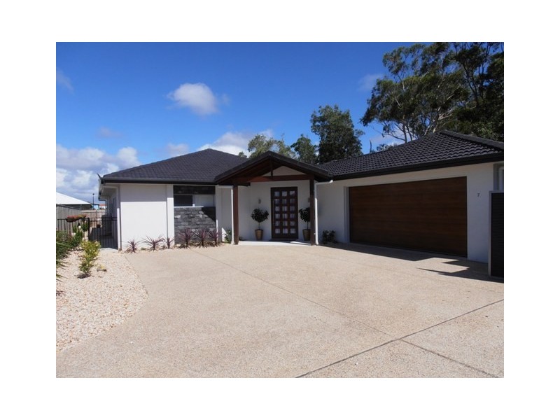 7 Mansell Street, Caloundra QLD 4551