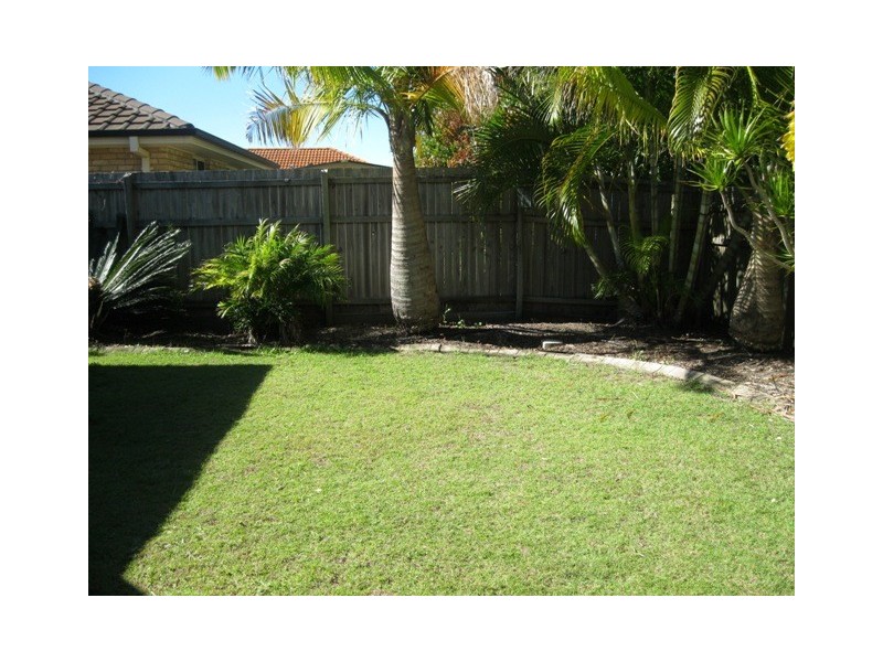 20 FIREFLY STREET, Pelican Waters QLD 4551