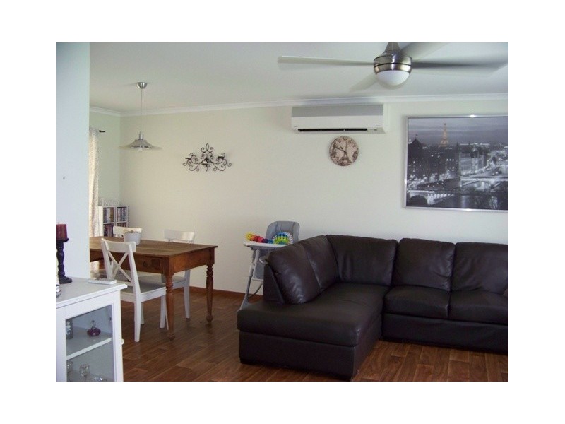 117 COOROORA STREET, Battery Hill QLD 4551