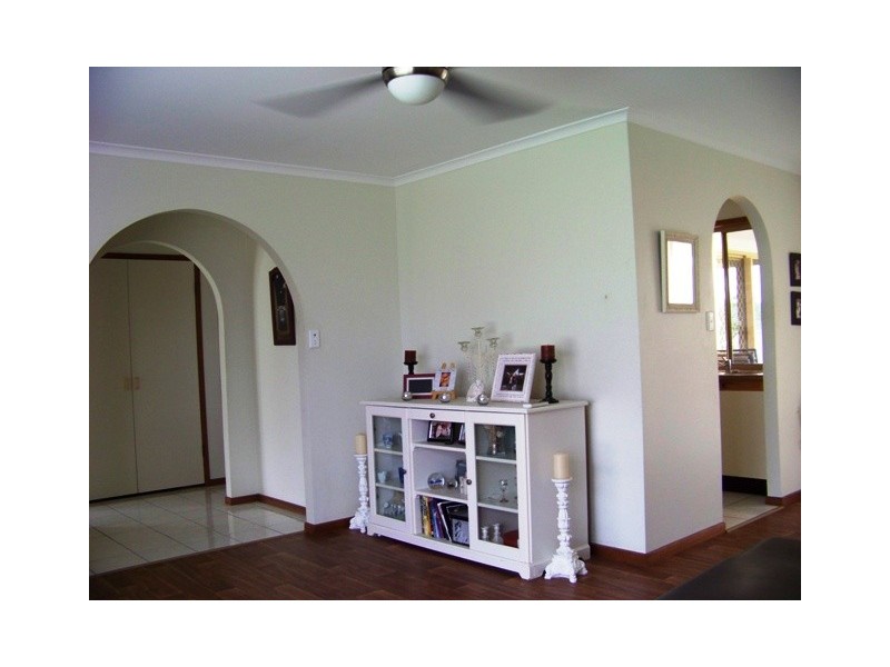 117 COOROORA STREET, Battery Hill QLD 4551