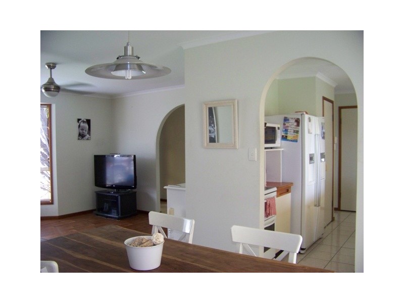 117 COOROORA STREET, Battery Hill QLD 4551