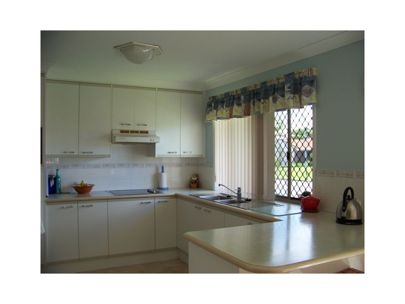 148 BEERBURRUM ST, Aroona QLD 4551