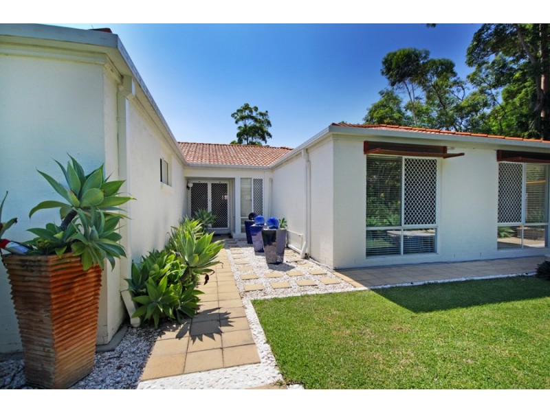 6 HEATH COURT, Little Mountain QLD 4551