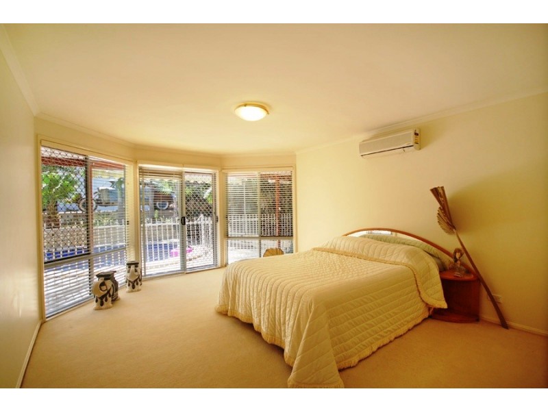 6 HEATH COURT, Little Mountain QLD 4551
