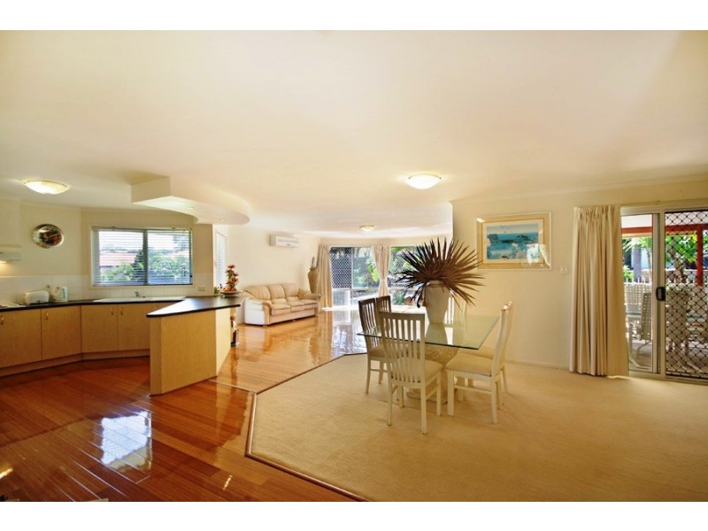 6 HEATH COURT, Little Mountain QLD 4551