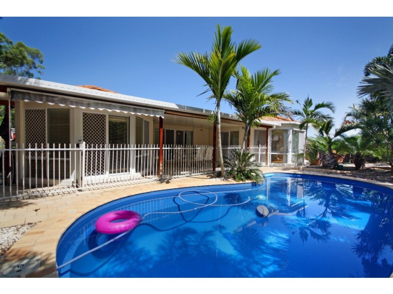 6 HEATH COURT, Little Mountain QLD 4551