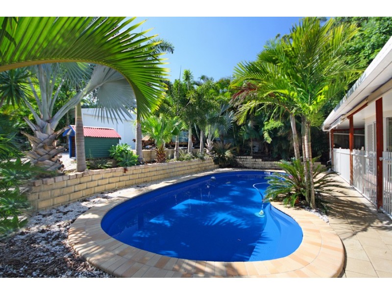 6 HEATH COURT, Little Mountain QLD 4551