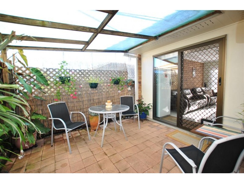 2 – 90 Caloundra Road “Pelican Heights”, Little Mountain QLD 4551